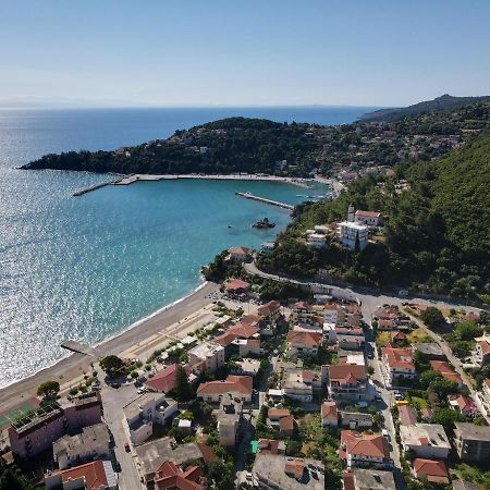 Valsamis Villa Apartments Πόρος Εξωτερικό φωτογραφία