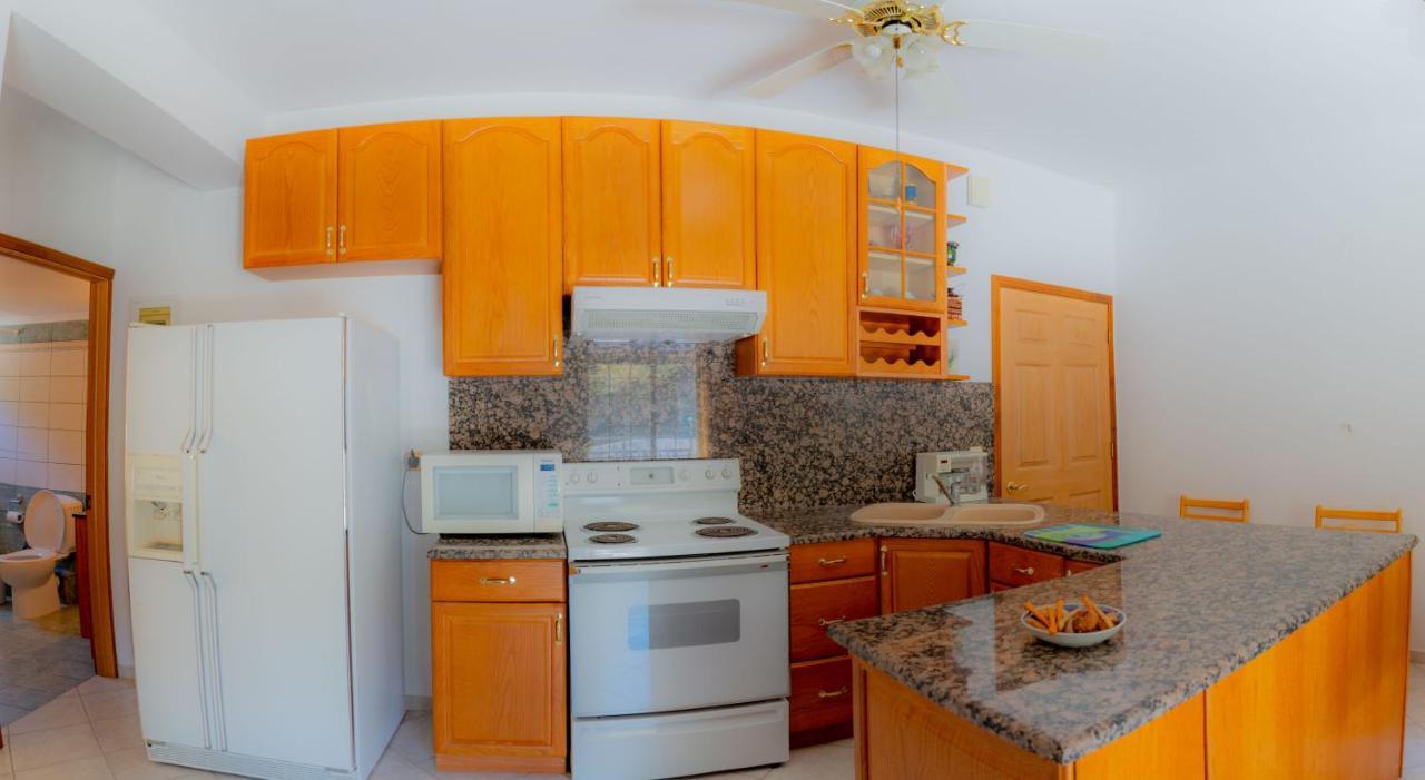 Valsamis Villa Apartments Πόρος Εξωτερικό φωτογραφία