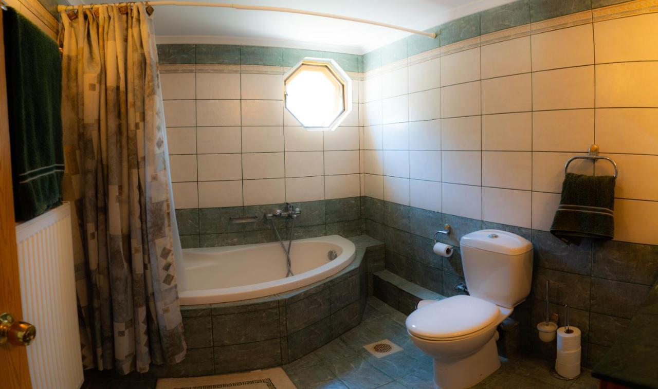 Valsamis Villa Apartments Πόρος Εξωτερικό φωτογραφία