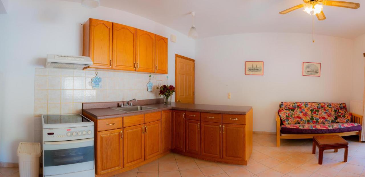 Valsamis Villa Apartments Πόρος Εξωτερικό φωτογραφία
